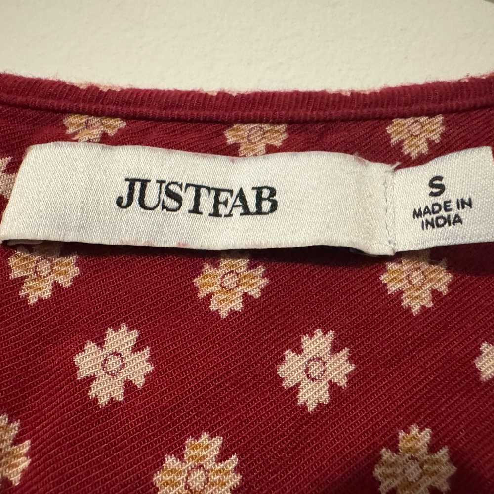 JustFab Red Long Tie-Front Kimono w/ Floral Print - Picture 3 of 4